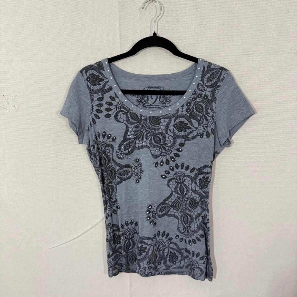 Nine West Vintage America Grey Lace Print Rhinestone Embellished Tee Shirt S